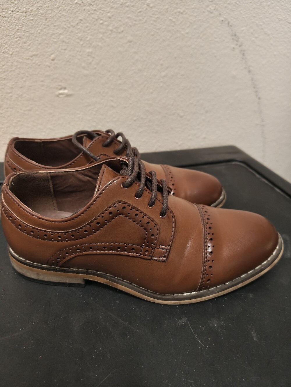 Kids Size 11 Classic Brown Oxford Shoes